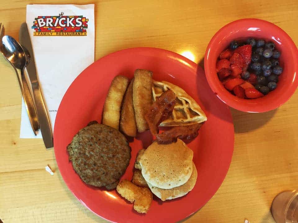 breakfast at Bricks at Legoland Florida Hotel