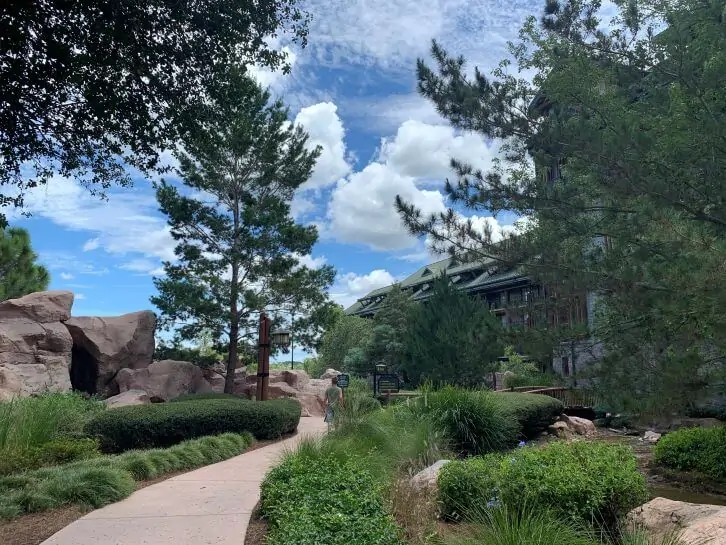 benefits of staying at a disney resort fort wilderness