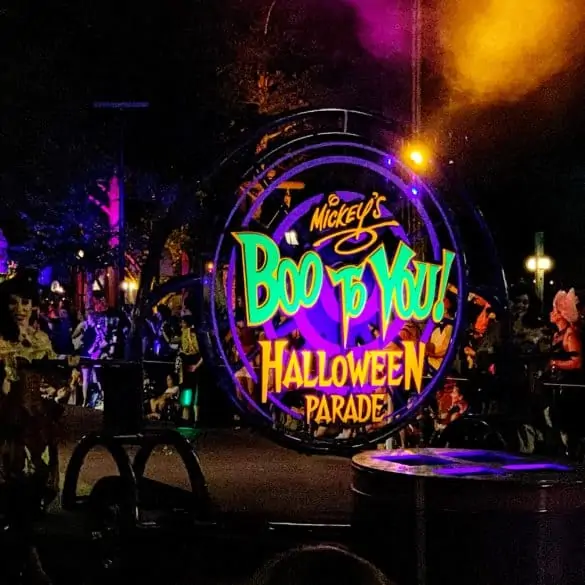 boo to you parade at magic kingdom