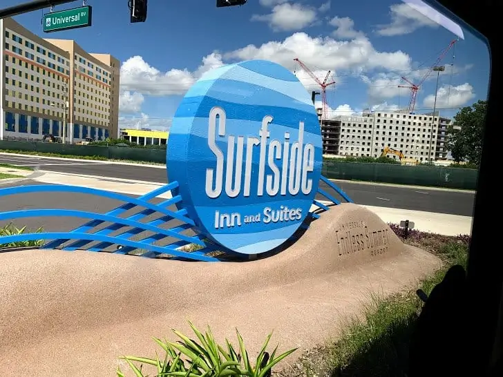 Surfside Inn and Suites Orlando entrance