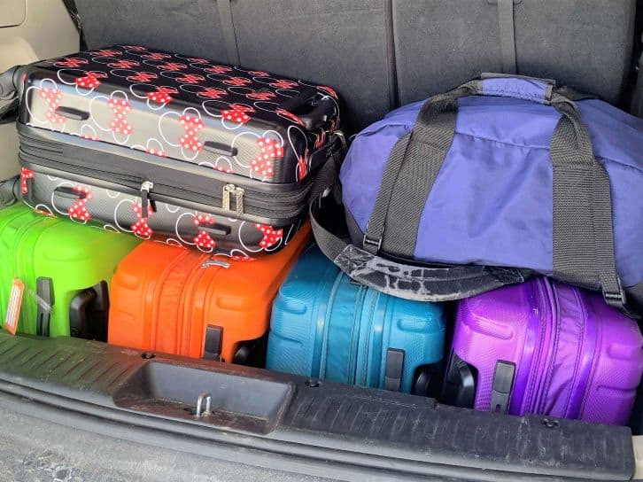 travel with kids packing list luggage.