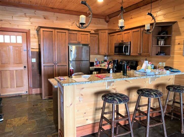 the lodges at cresthaven lake george kitchen.