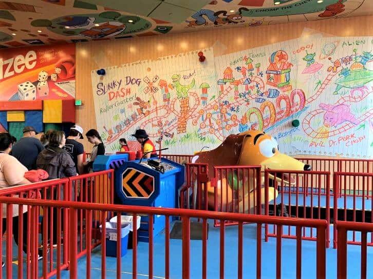 best attractions at hollywood studios for kids slinky dog