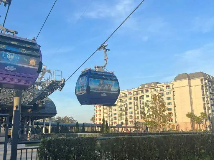 disney skyliner resort gondolas