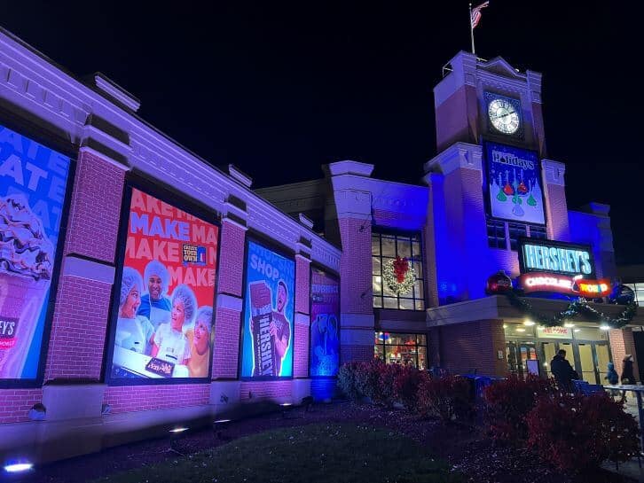 hershey chocolate world exterior and entrance
