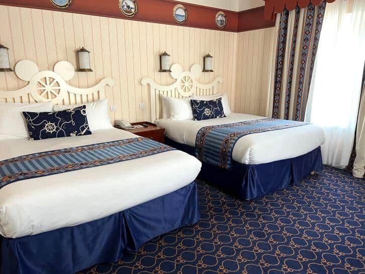 disneyland newport bay club