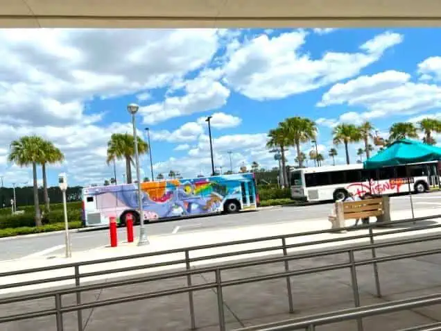 how to get from epcot to hollywood studios bus stop