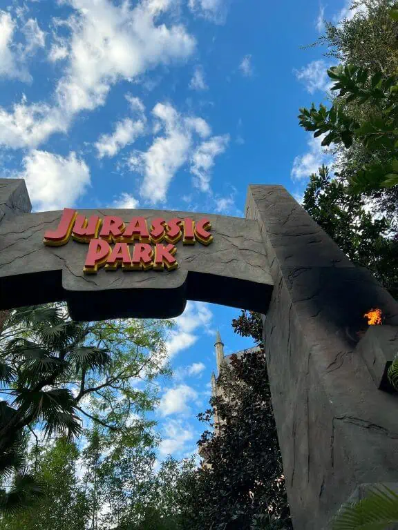 universal studios and islands of adventure in one day jurassic park