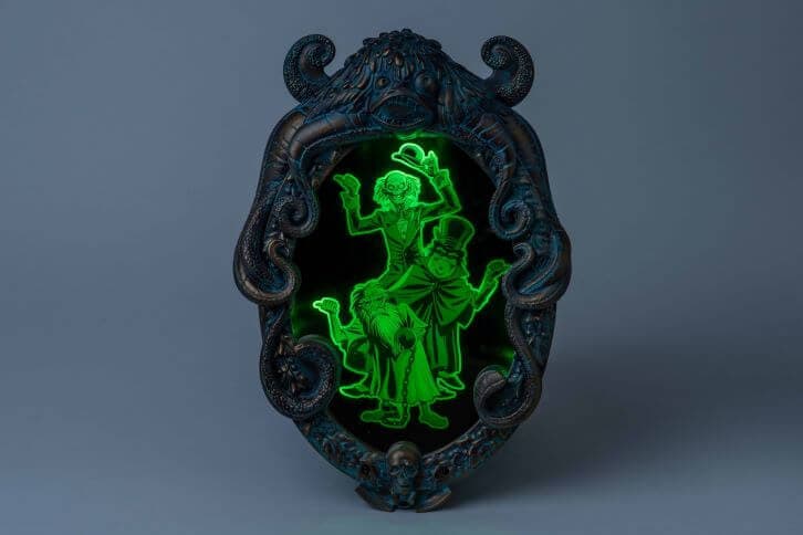 653bab928dbcd-Haunted-Mansion-Parlor-Mirror