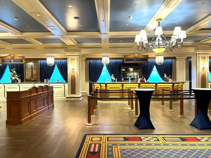 hotel lobby at newport bay resort disneyland paris