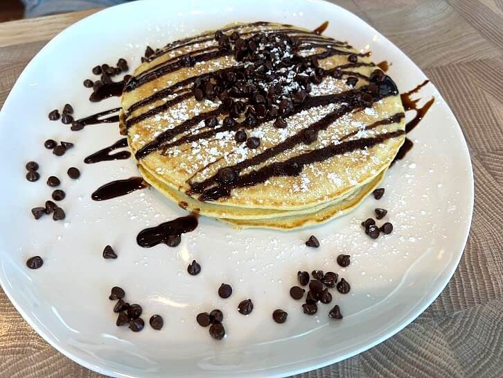 pancakes at urban pantry at aventura