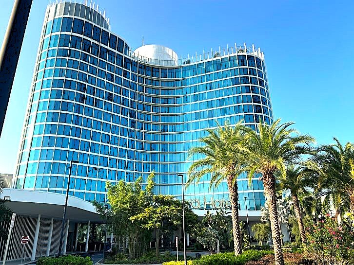 review of universal aventura hotel