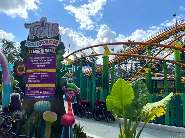 trolls trollercoaster at dreamworks land