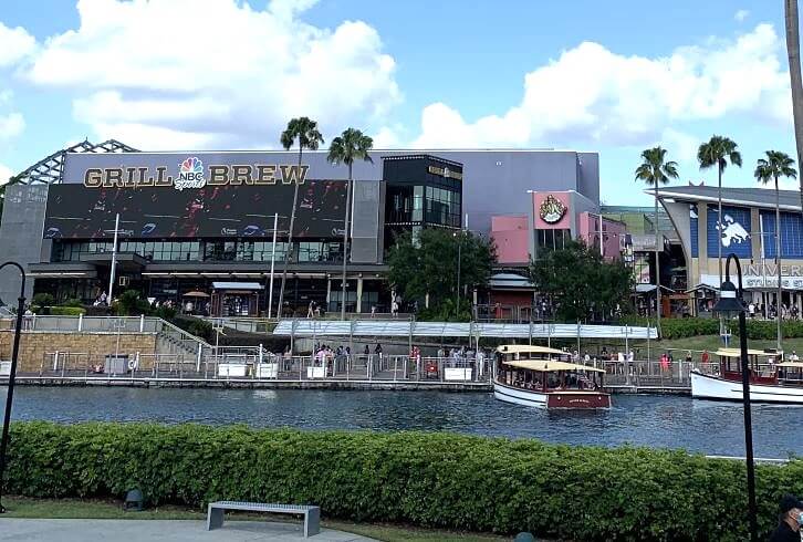 water taxi at universal orlando