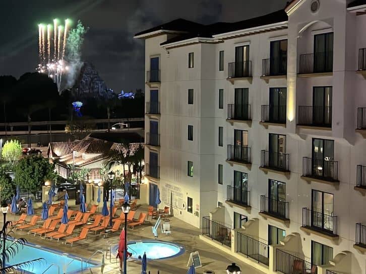 fireworks view at disneyland from courtyard marriott anaheim theme park entrance