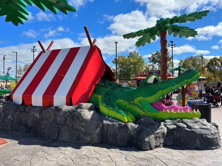 legoland new york alligator