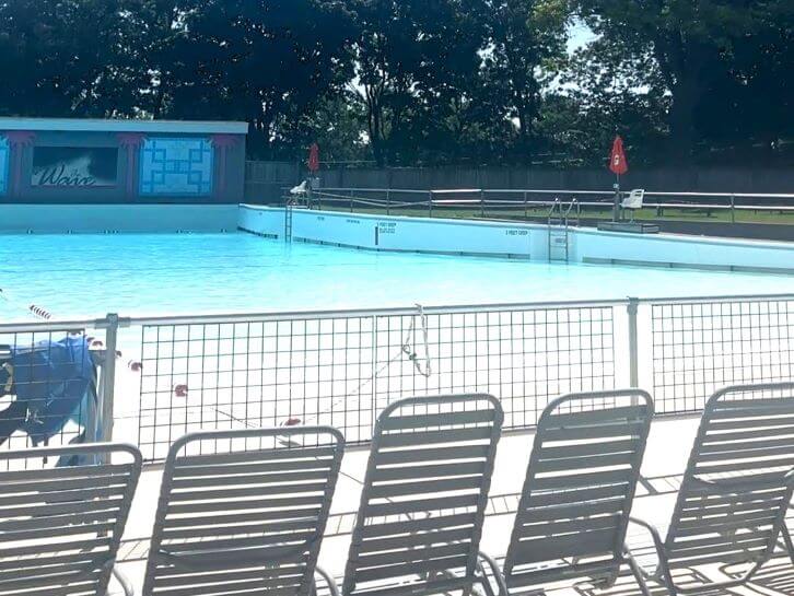 wave pool at seabreeze water park