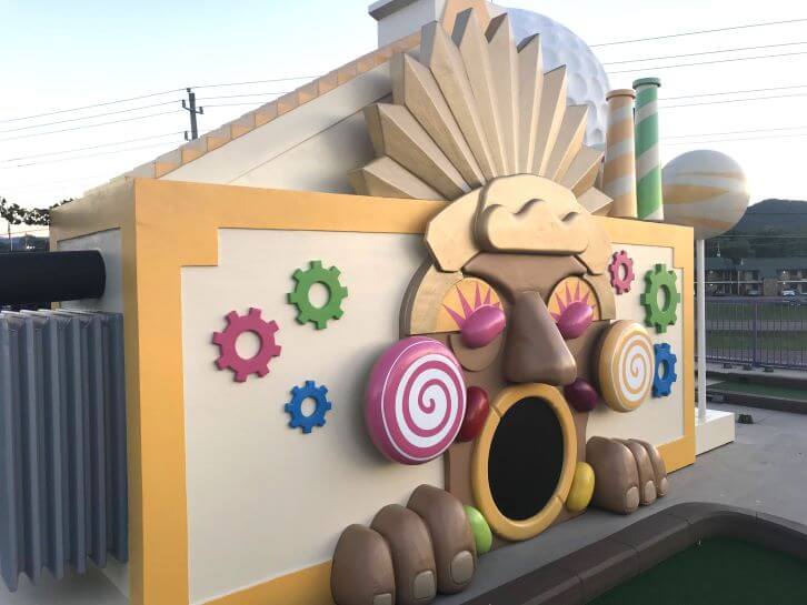 crave mini golf pigeon forge