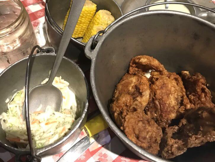 food at hatfield and mccoys pigeon forge