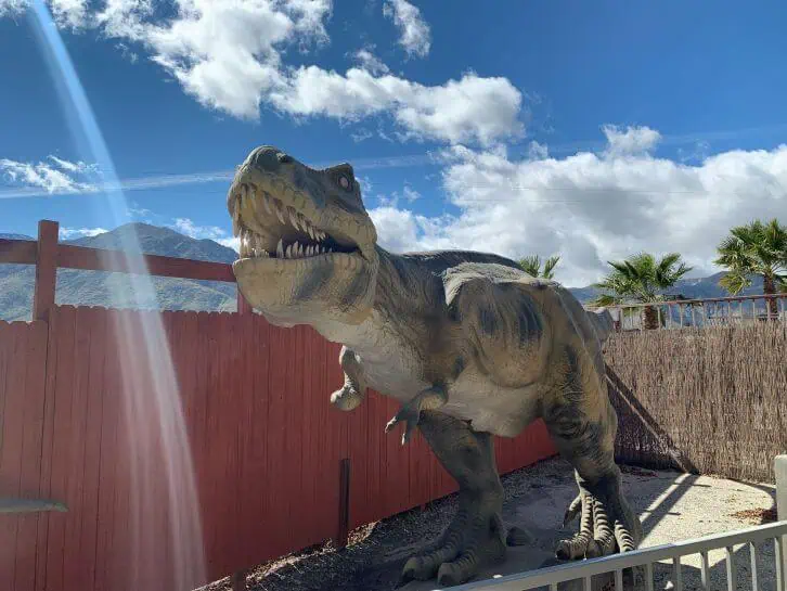 cabazon dinosaurs southwest usa road trip