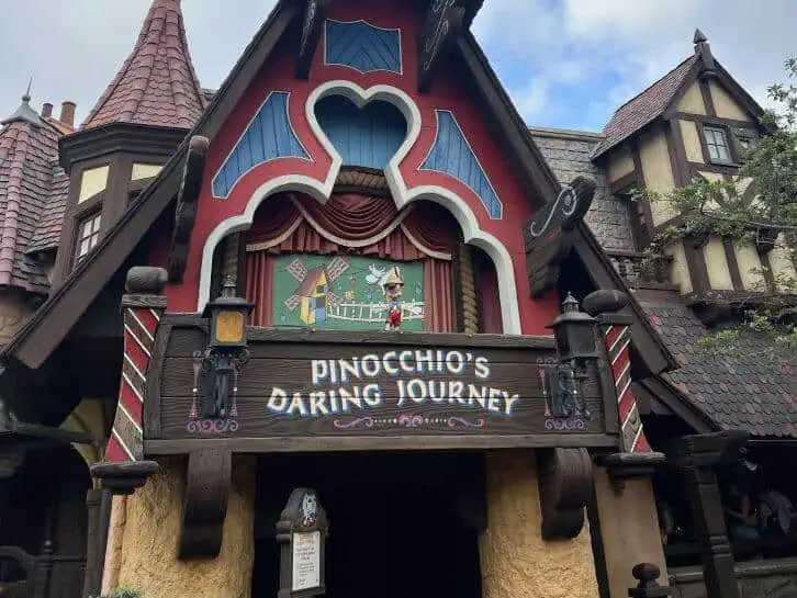 pinocchios daring journey at disneyland