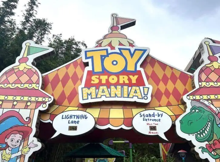 toy story mania lightning lane at disney hollywood studios