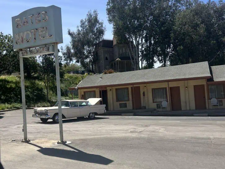 bates motel on the studio tour at universal studios hollywood