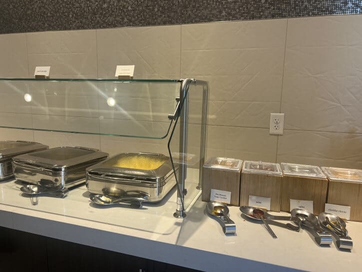 breakfast buffet at springhill suite downtown burbank