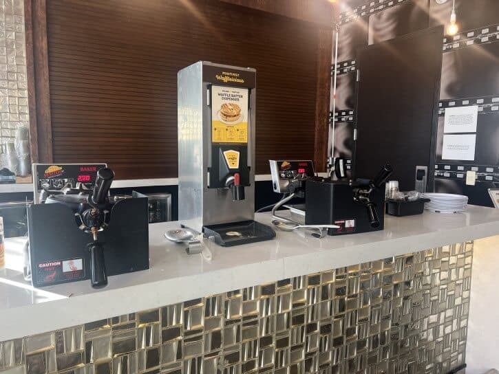 breakfast waffles at springhill suites burbank