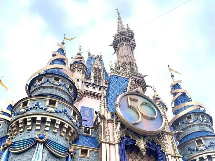 exterior castle at magic kingdom walt disney world