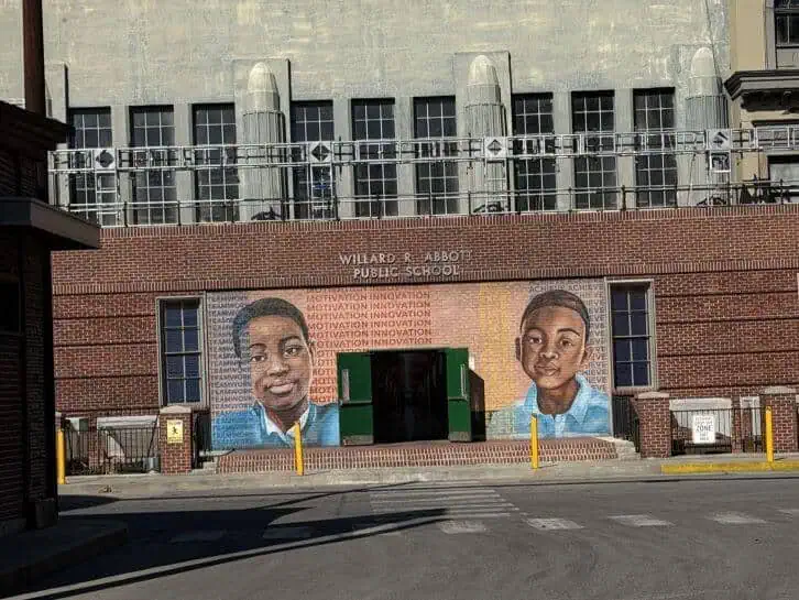 abbott elementary exterior at warner bros studio tour hollywood