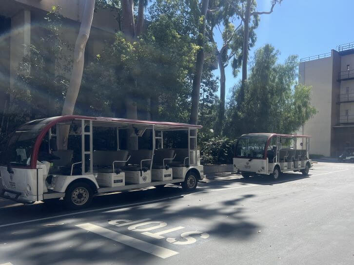 tour bus at warner bros studio tour hollywood