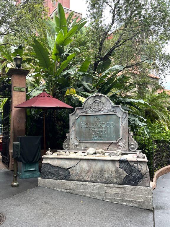 entrance to twilight zone tower of terror at disney hollywood studios