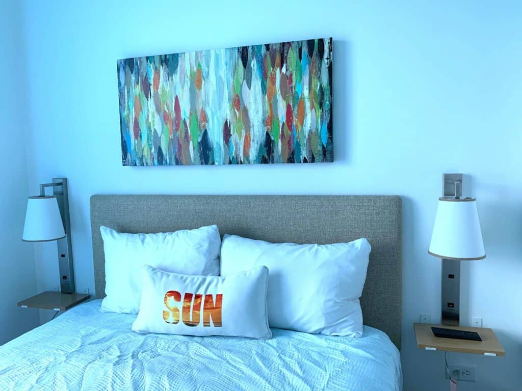 bedroom in the 2 bedroom suite at surfside inn and suites universal orlando