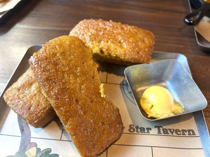 mango bread at oak and star tavern epic universe