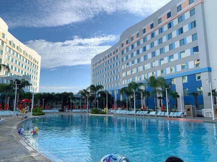pool at surfside inn and suites universal endless summer resorts