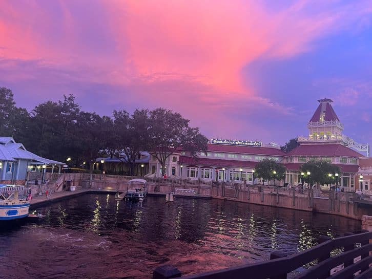 sunset over disneys port orleans riverside at walt disney world